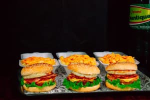 3 Master + 3 Fritas P Cheddar + Refri 2L